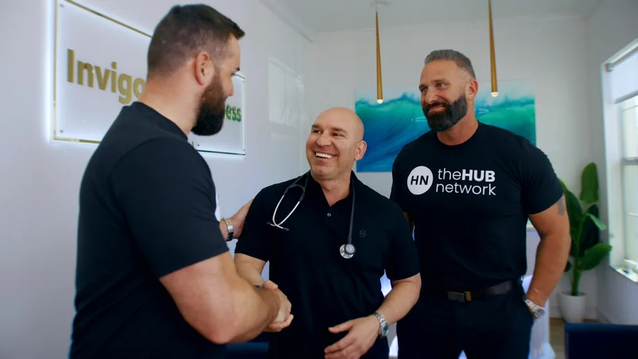 TradeUp Marketing and theHUB network team meeting a doctor at his practice